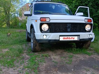 2011 Lada (ВАЗ) 2121 (4x4) I Рестайлинг, белый, 420000 рублей, вид 2
