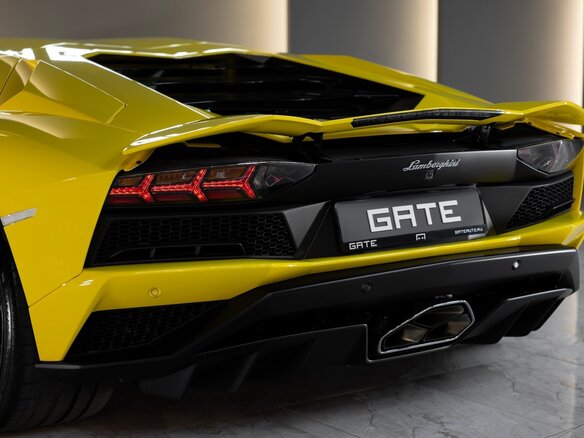 2020 Lamborghini Aventador I Рестайлинг, жёлтый, 51085563 рублей - вид 12