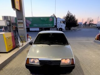 2002 Lada (ВАЗ) 21099, серебристый, 75000 рублей, вид 2