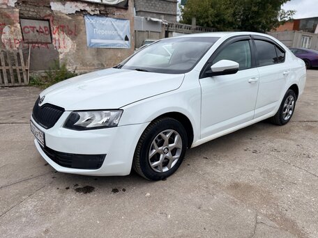 2016 Skoda Octavia III (A7), белый, 900000 рублей, вид 1