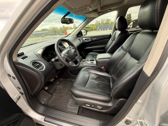 2014 Nissan Pathfinder IV, серебристый, 1690000 рублей - вид 8