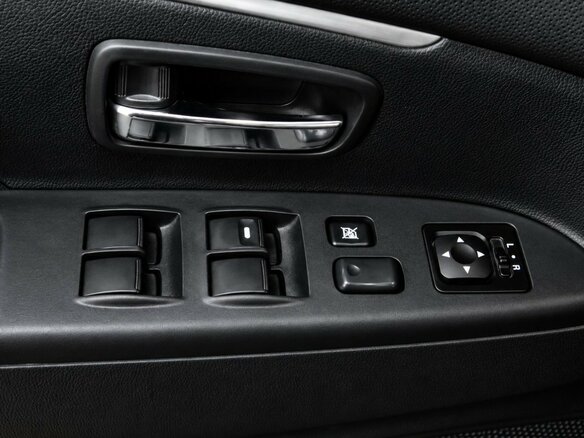 2012 Mitsubishi ASX I, серебристый, 1319000 рублей - вид 12