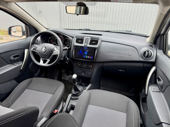 2021 Renault Sandero Stepway II Рестайлинг, белый - вид 14