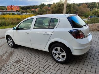 2012 Opel Astra H Рестайлинг, белый, 699000 рублей, вид 5