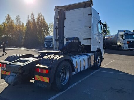 2012 Volvo FH, белый, 3600000 рублей, вид 5