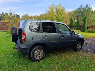 2016 Chevrolet Niva I Рестайлинг, серый, 750000 рублей, вид 2