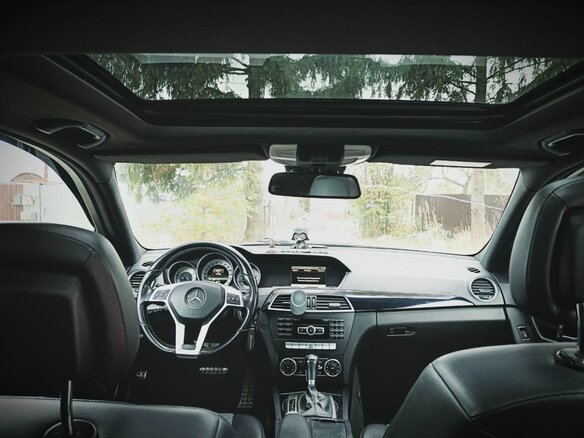2012 Mercedes-Benz C-Класс 180 BlueEFFICIENCY III (W204) Рестайлинг, белый, 1500000 рублей - вид 15