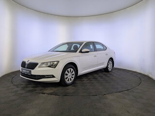 2019 Skoda Superb III, белый, 2450000 рублей, вид 1