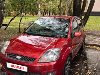 2008 Ford Fiesta Mk5, красный, 700000 рублей, вид 1