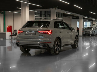 2026 Audi Q3 35 TFSI II (F3), серый, 3990000 рублей, вид 5