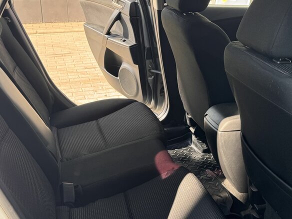 2011 Mazda 3 II (BL) Рестайлинг, серебристый, 1000000 рублей - вид 23