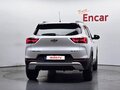 2023 Chevrolet TrailBlazer III Рестайлинг, белый, 1670000 рублей - вид 3