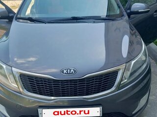 2013 Kia Rio 5-speed III, серый, 720000 рублей, вид 4