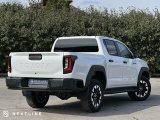 2026 Toyota Hilux IX, белый, 7990000 рублей, вид 3