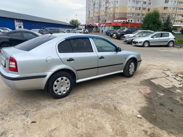 2010 Skoda Octavia I (A4) Рестайлинг, серебристый, 365000 рублей - вид 16