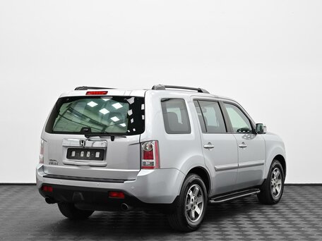 2014 Honda Pilot II Рестайлинг, серебристый, 1765000 рублей, вид 4