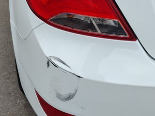 2014 Hyundai Solaris I Рестайлинг, белый, 650000 рублей, вид 3