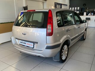 2008 Ford Fusion I Рестайлинг, серебристый, 300000 рублей, вид 4