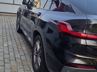 2021 BMW X4 30d II (G02), чёрный, 4100000 рублей, вид 5