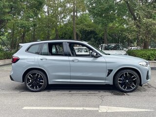 2024 BMW X3 M40i III (G01) Рестайлинг, серый, 10250000 рублей, вид 3