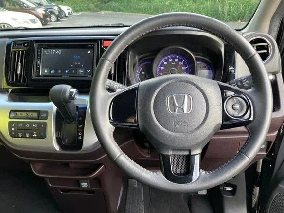 2018 Honda N-WGN I Рестайлинг, чёрный, 685000 рублей - вид 14