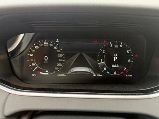 2021 Land Rover Range Rover Evoque II, белый, 4300000 рублей, вид 5