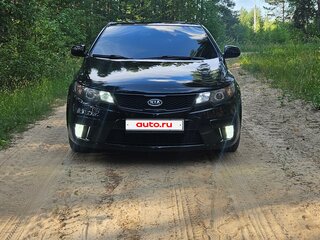 2011 Kia Cerato Koup II, чёрный, 700000 рублей, вид 3