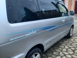 2001 Toyota Town Ace Noah III, серебристый, 599000 рублей, вид 3