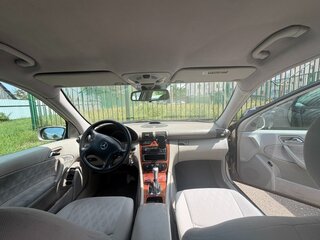 2001 Mercedes-Benz C-Класс 220 II (W203), бежевый, 427087 рублей, вид 4