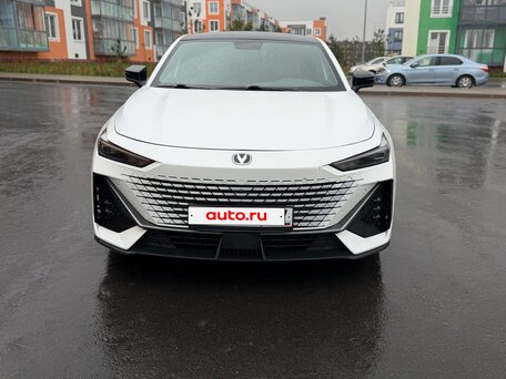 2022 Changan UNI-V I, белый, 1900000 рублей, вид 2