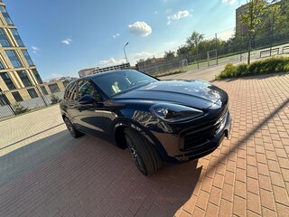 2020 Porsche Cayenne III, синий, 8990000 рублей, вид 3