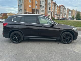 2021 BMW X1 18i sDrive II (F48) Рестайлинг, коричневый, 2750000 рублей, вид 3