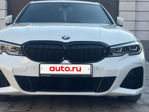 2019 BMW 3 серии 330i VII (G2x), белый, 3390000 рублей - вид 7