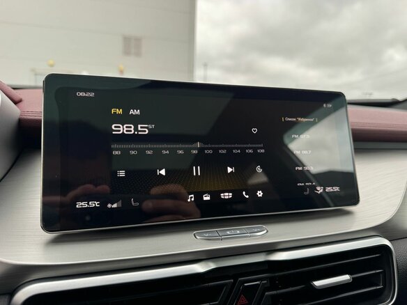 2021 Geely Coolray I, серебристый, 1449000 рублей - вид 25