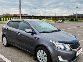 2013 Kia Rio 4-speed III, серый, 800000 рублей, вид 2