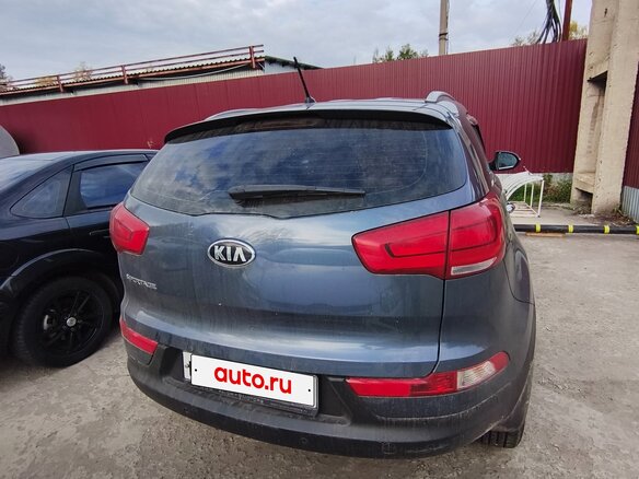 2015 Kia Sportage III Рестайлинг, синий, 1400000 рублей - вид 2