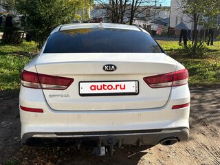 2018 Kia Optima IV Рестайлинг, белый, 1230000 рублей, вид 3