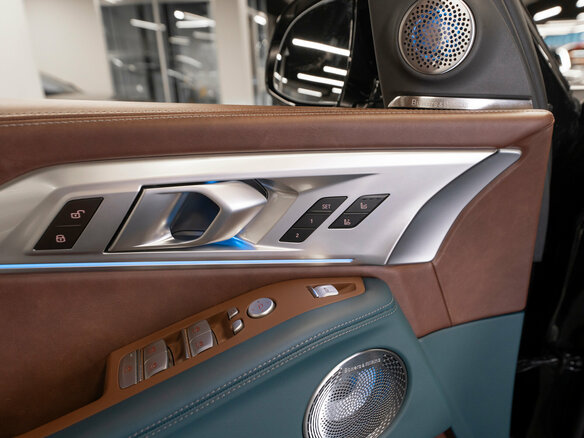 2025 BMW XM, серый, 20340000 рублей - вид 26