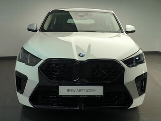 2025 BMW X2 xDrive25i II (U10), белый, 6930000 рублей, вид 3