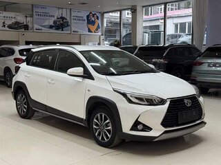 2022 Toyota Yaris L X XP150 Рестайлинг, белый, 1280008 рублей, вид 3