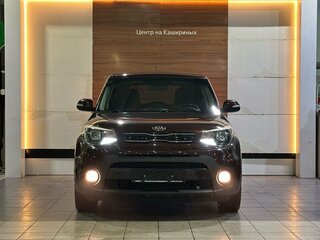 2017 Kia Soul II Рестайлинг, коричневый, 1499990 рублей, вид 2
