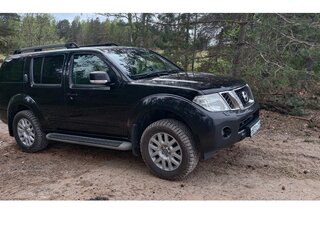 2011 Nissan Pathfinder III Рестайлинг, чёрный, 1800000 рублей, вид 1