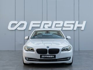 2013 BMW 5 серии 528i xDrive VI (F10/F11/F07), белый, 1370000 рублей, вид 3
