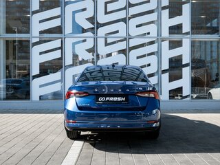 2021 Skoda Octavia IV (A8), синий, 2730000 рублей, вид 4
