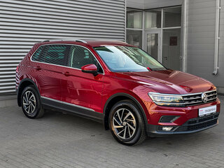 2019 Volkswagen Tiguan II, красный, 2580000 рублей, вид 3