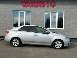 2013 Kia Cerato 6-speed II, серый, 755000 рублей, вид 4