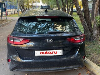 2018 Kia Ceed III, чёрный, 1700000 рублей, вид 3