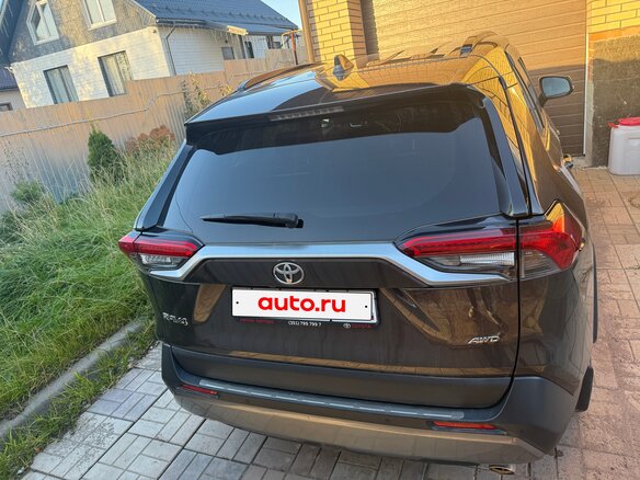 2020 Toyota RAV4 V (XA50), коричневый - вид 13
