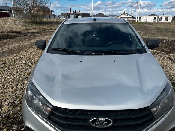 2018 Lada (ВАЗ) Vesta I, серебристый, 540000 рублей - вид 1