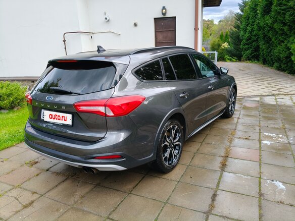 2020 Ford Focus Active IV, серый, 1950000 рублей - вид 6